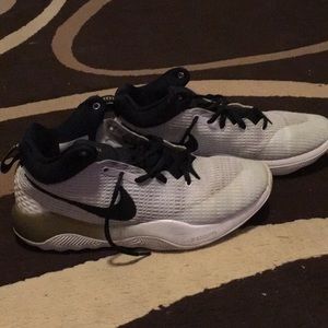 Nike Zoom Rev White with Black Swoosh Gold heel